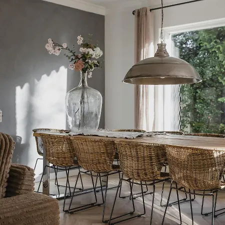 Stylish In With Garden Leende