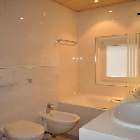 Dom wakacyjny In Near Leenderbos Forest Leende