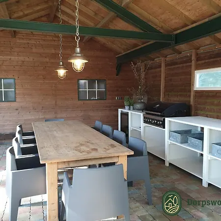 Dom wakacyjny In Near Leenderbos Forest Leende