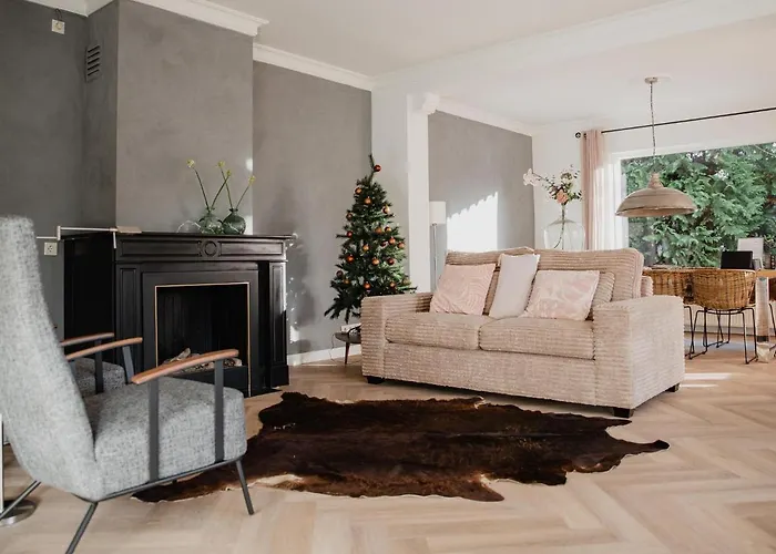 In Near Leenderbos Forest 別荘 *