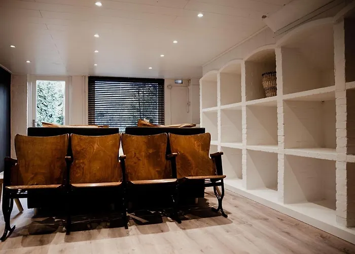 Дом отдыха In Near Leenderbos Forest *